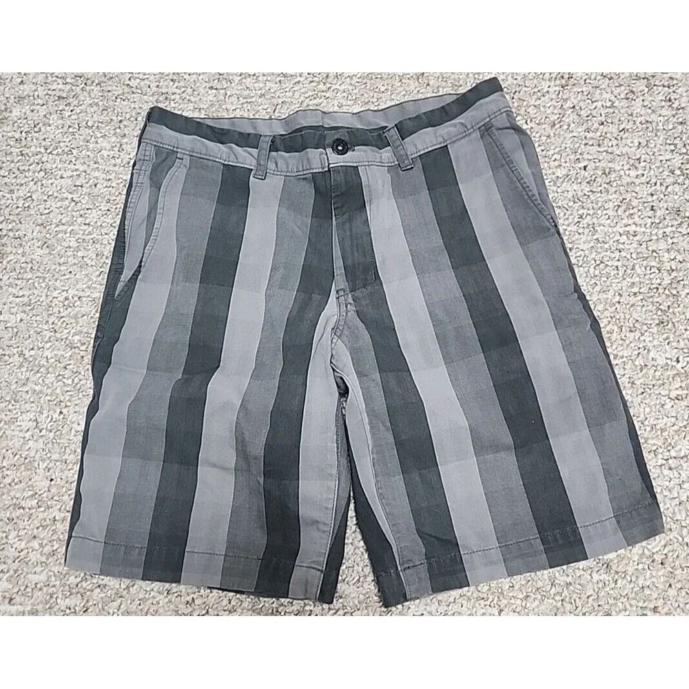 The North Face‎ Narrows Short Mens 32 Gray Striped Stretch Cotton Belt Loops 9